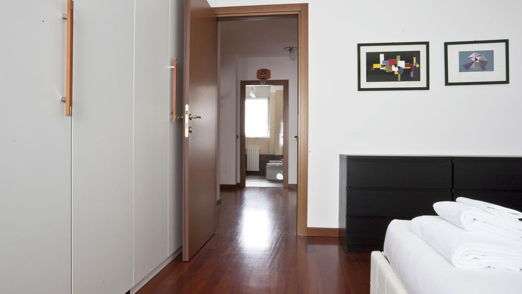 Italianway-Zanella Appartement Milaan Buitenkant foto