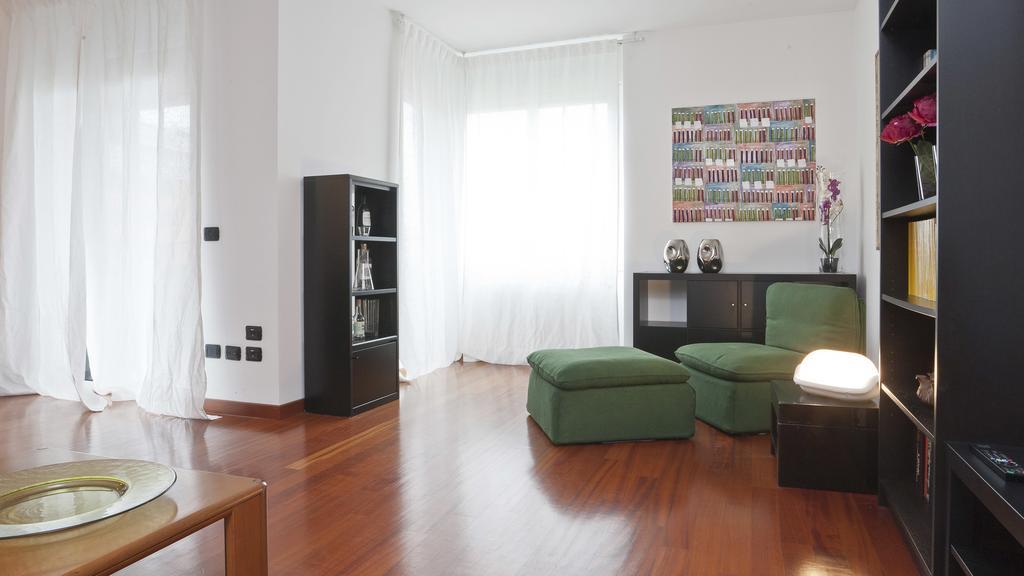 Italianway-Zanella Appartement Milaan Buitenkant foto